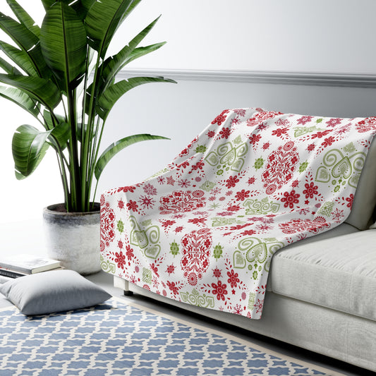 Beautiful, Cozy, Soft - Amazing Hand Drawn Christmas Red and Green Pattern - Sherpa Fleece Blanket