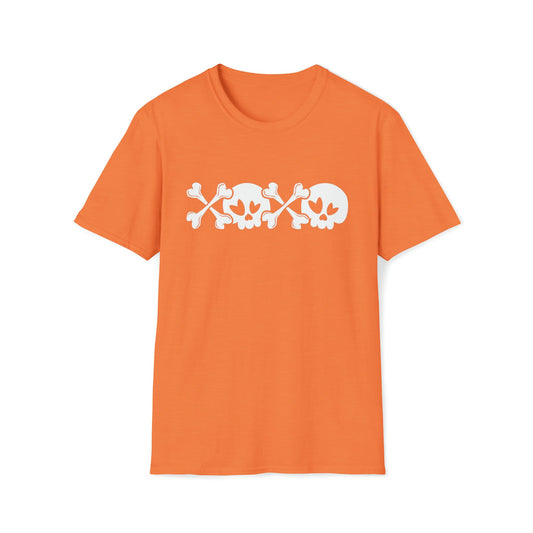 Halloween - Skull - Crossbones - XOXO - Unisex Softstyle T-Shirt